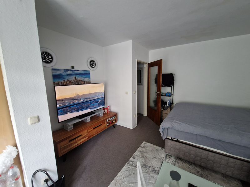 NACHMIEZER GESUCHT: Zuhause mit einem Zimmer in zentraler Lage von Essen